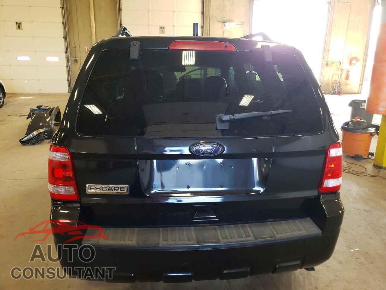 FORD ESCAPE 2011 - 1FMCU0D72BKA51138