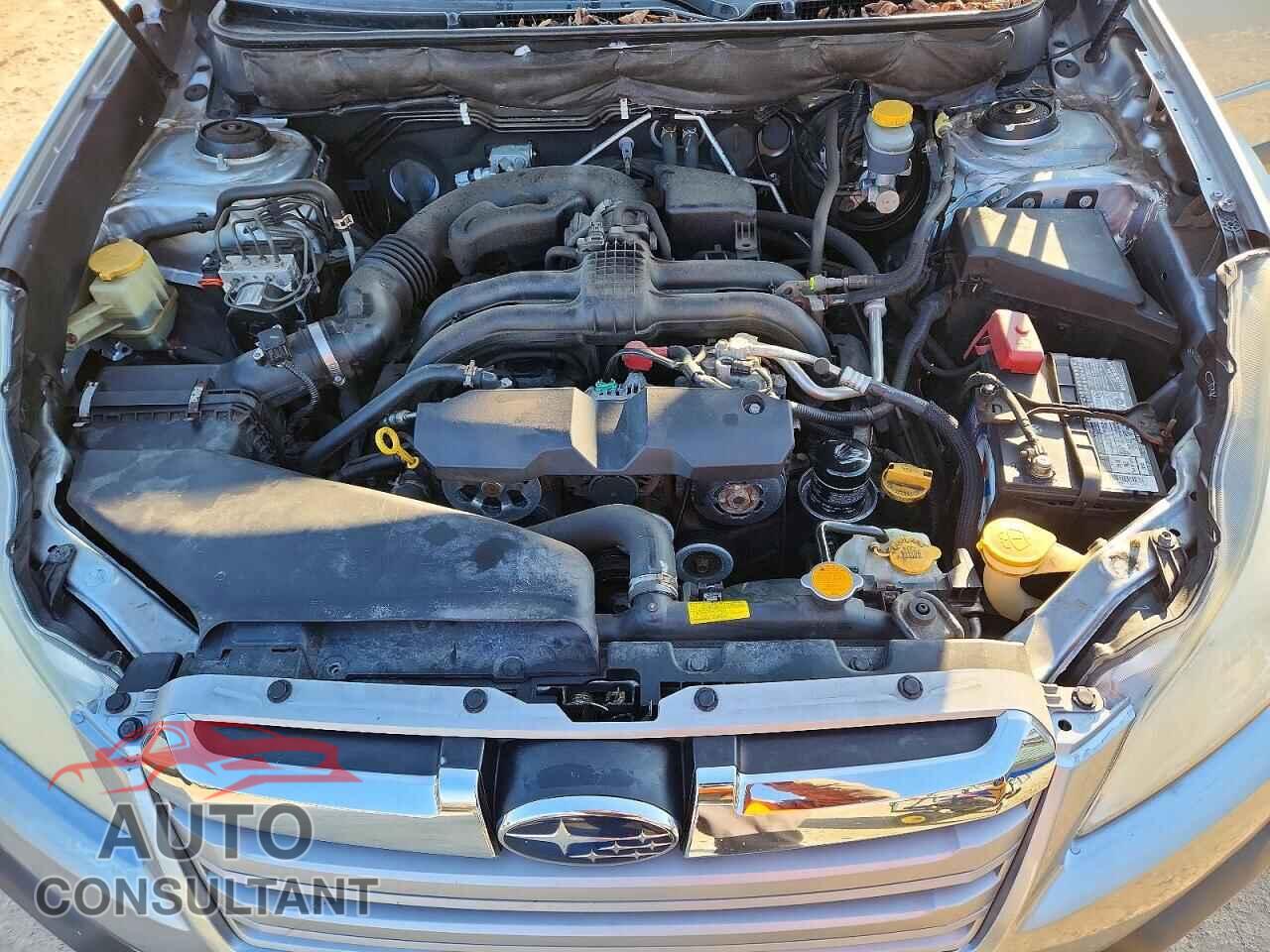 SUBARU OUTBACK 2013 - 4S4BRBBC8D3238292