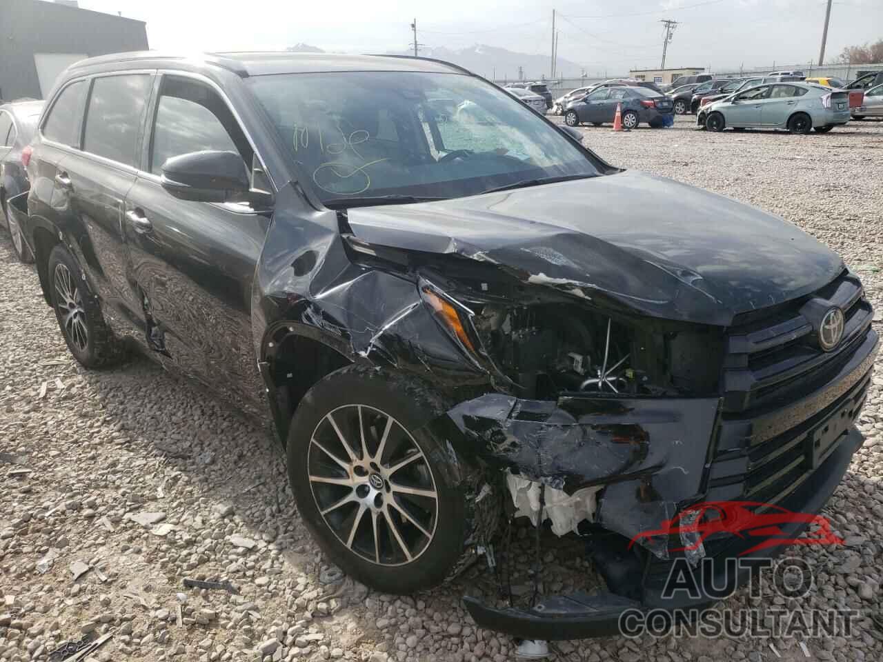 TOYOTA HIGHLANDER 2018 - 5TDJZRFH5JS898153