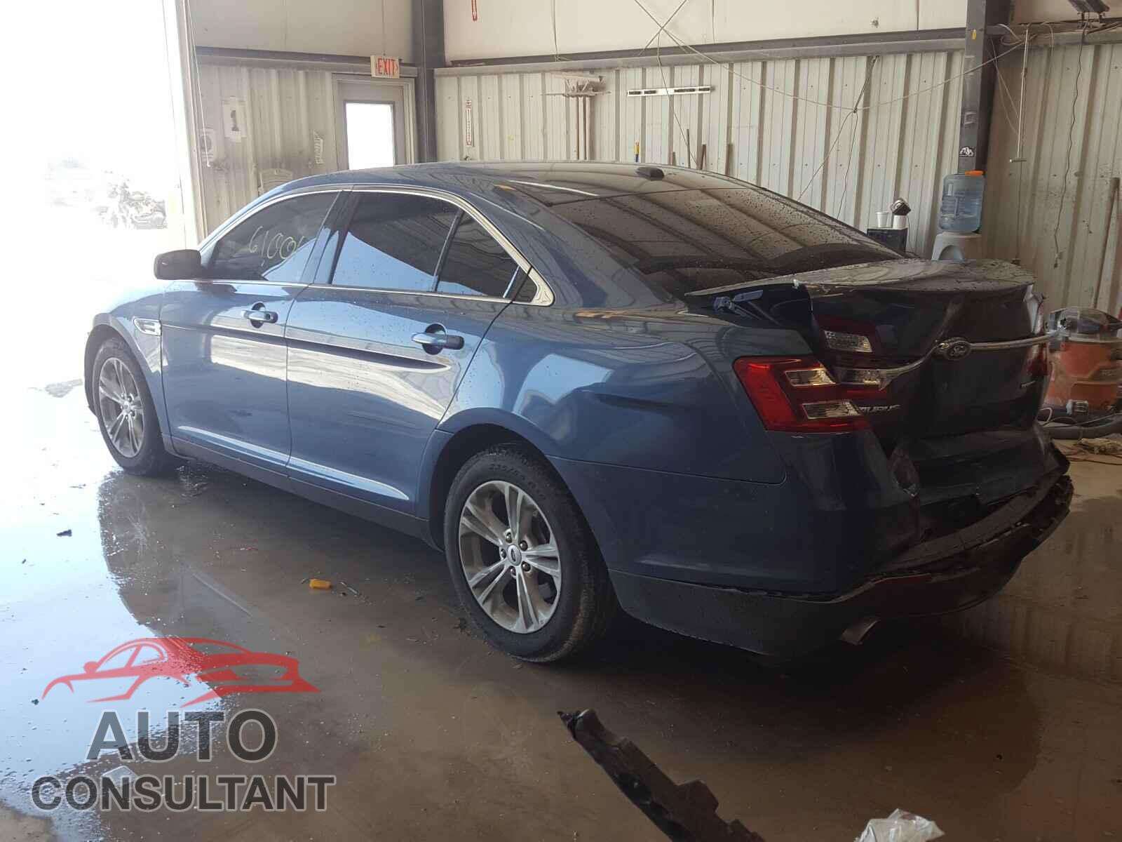 FORD TAURUS 2018 - 1FAHP2D85JG133619