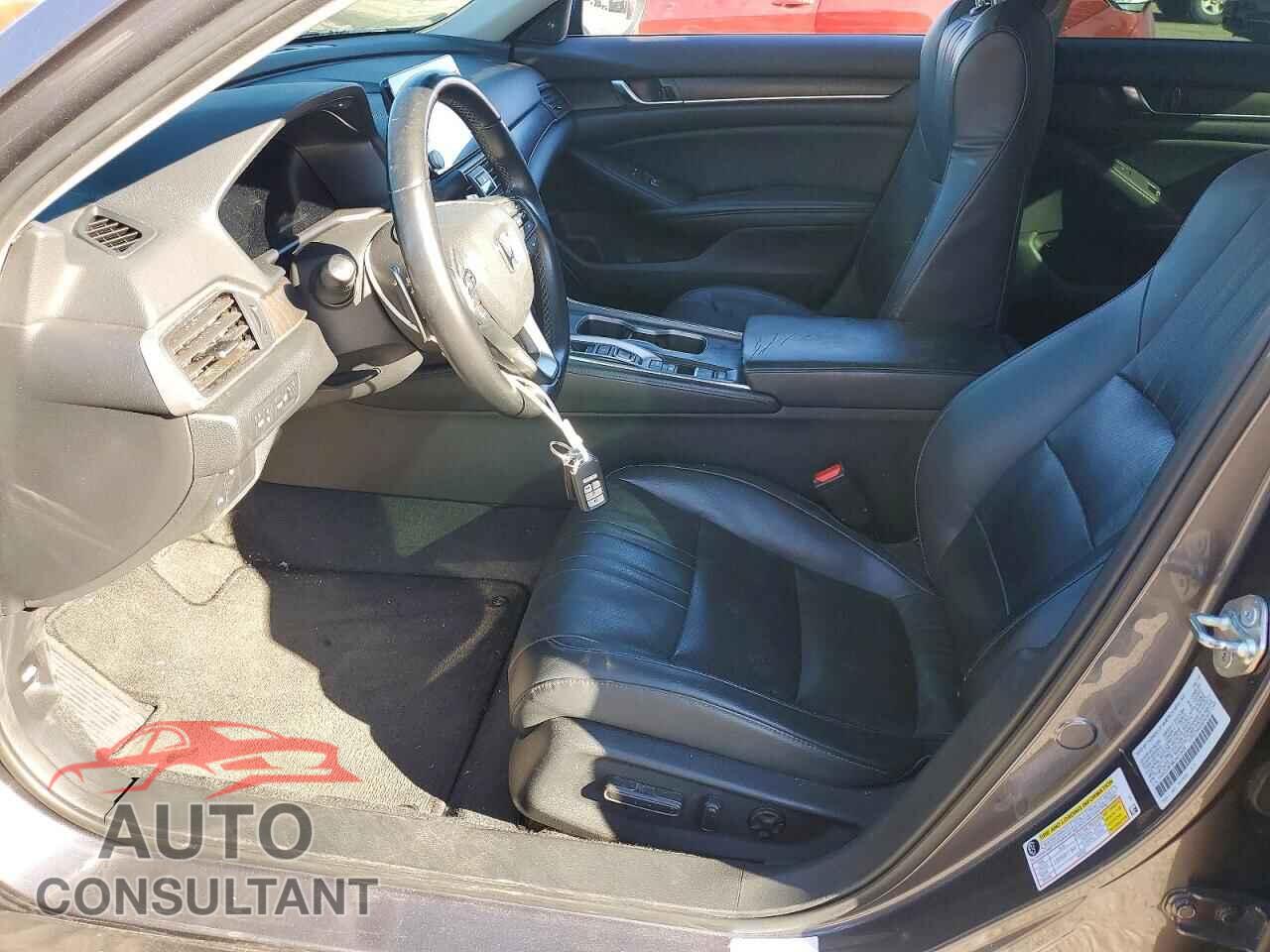 HONDA ACCORD 2018 - 1HGCV3F99JA012425