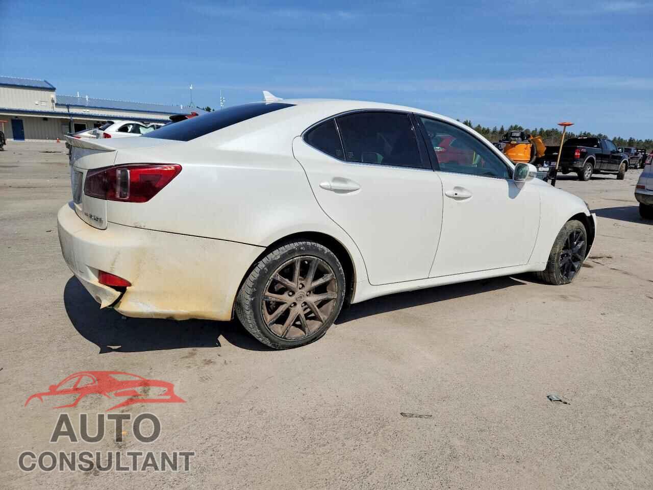 LEXUS IS 2012 - JTHCF5C2XC5060511