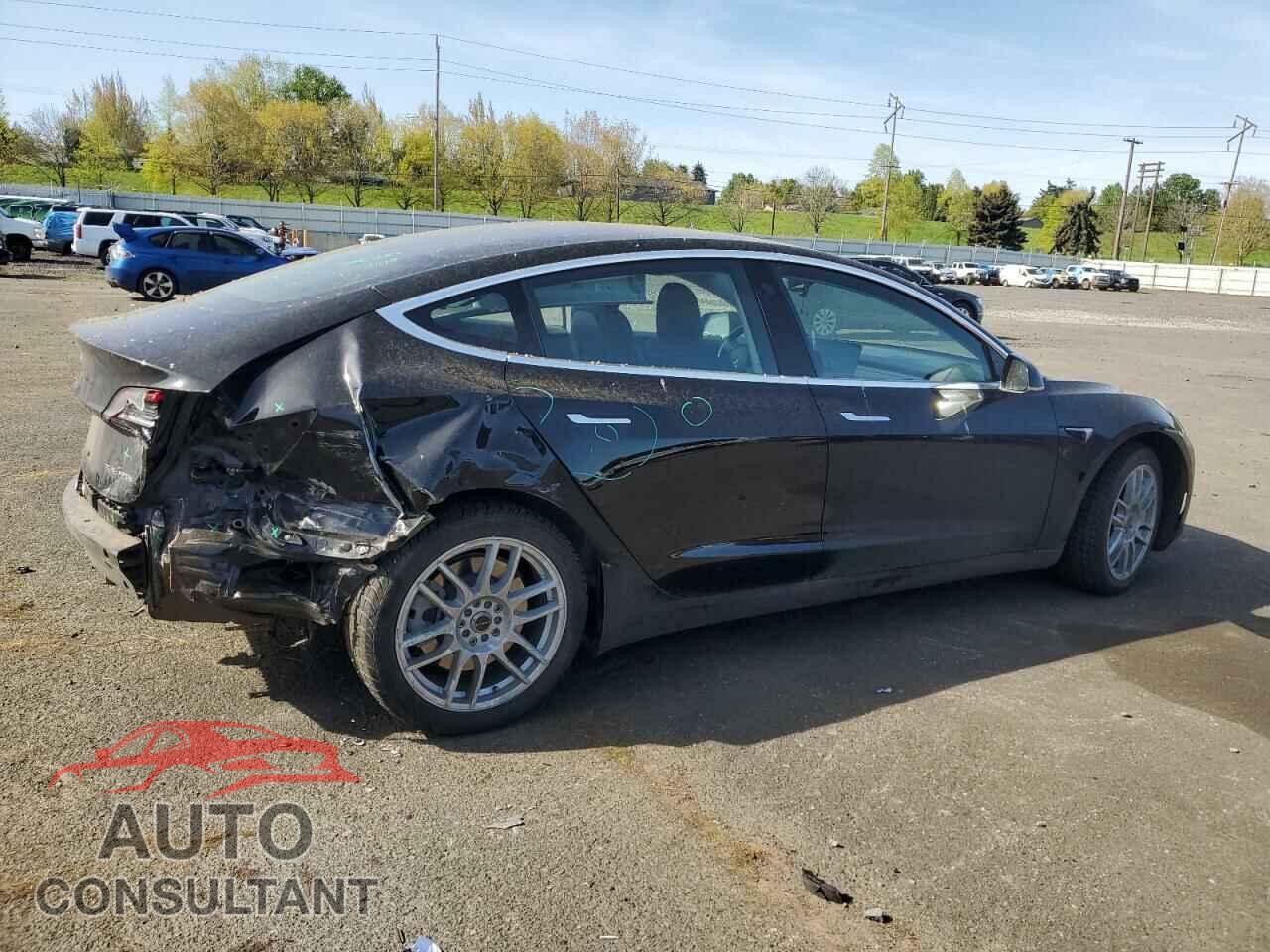 TESLA MODEL 3 2018 - 5YJ3E1EB8JF130321
