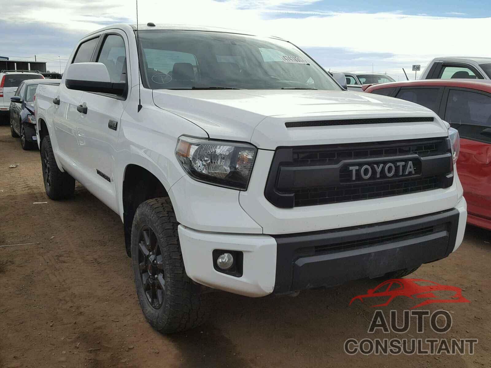 TOYOTA TUNDRA 2015 - 5TFDW5F11FX451497