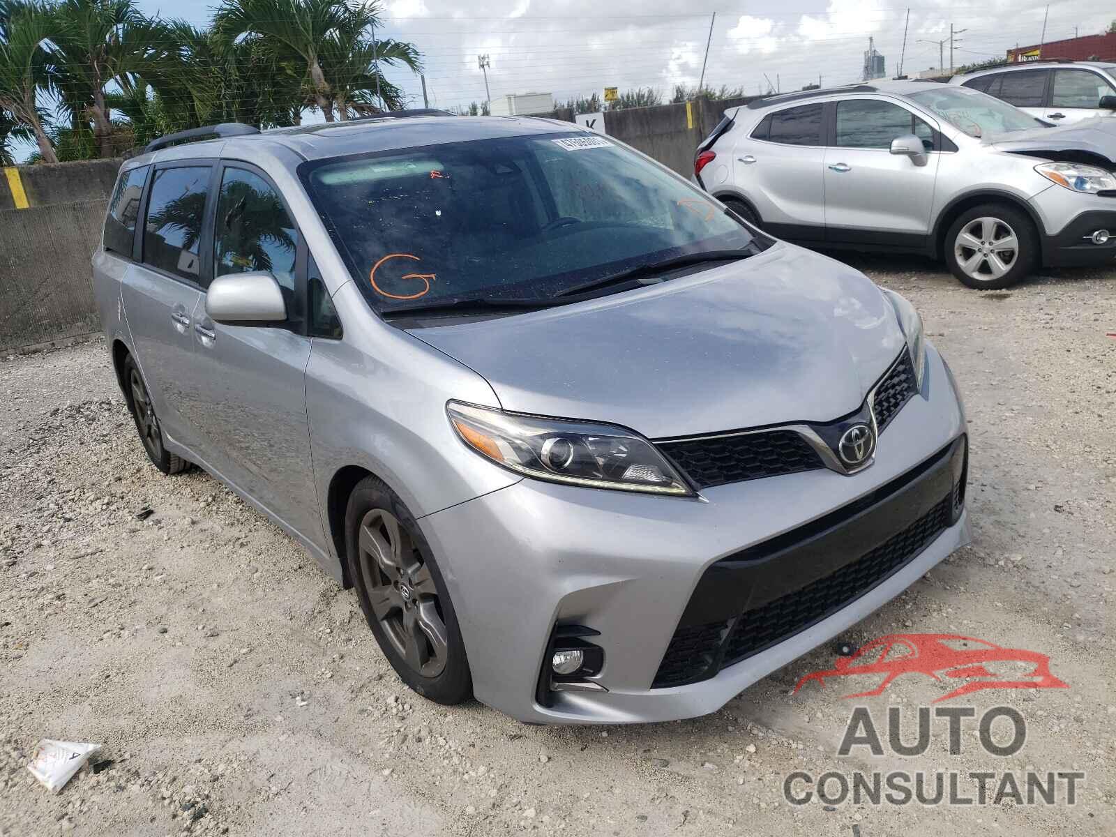 TOYOTA SIENNA 2018 - 5TDXZ3DC2JS904098