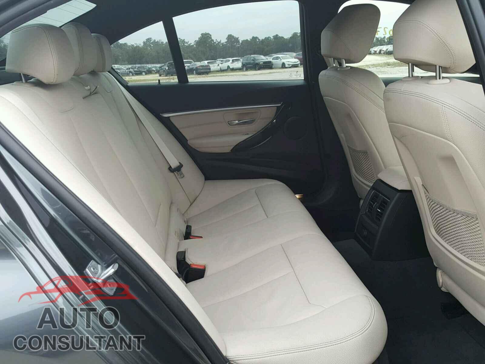 BMW 3 SERIES 2016 - WBA8E9G50GNU29109