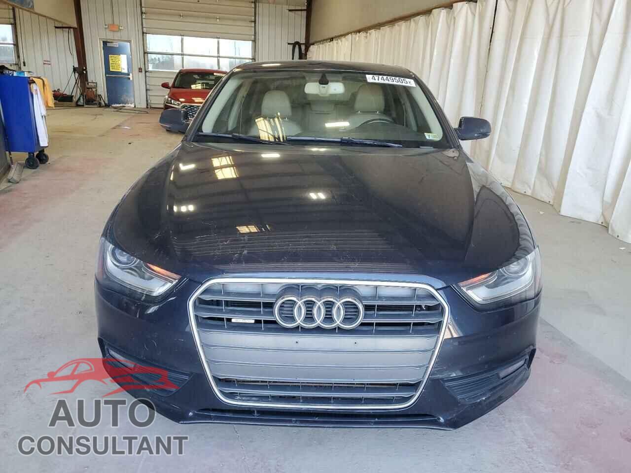 AUDI A4 2013 - WAUFFAFL8DA177733