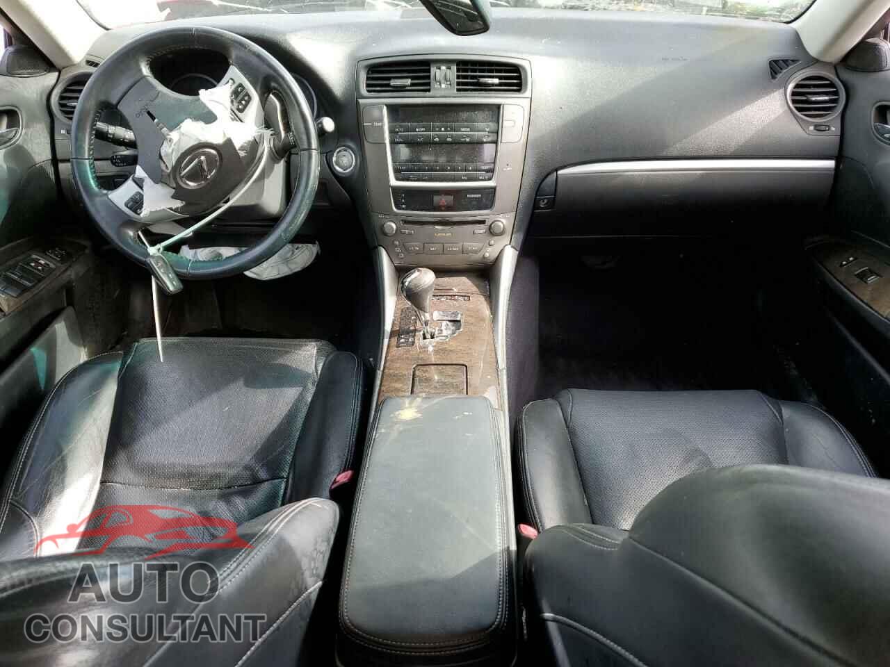 LEXUS IS 2013 - JTHCF5C2XD5063961