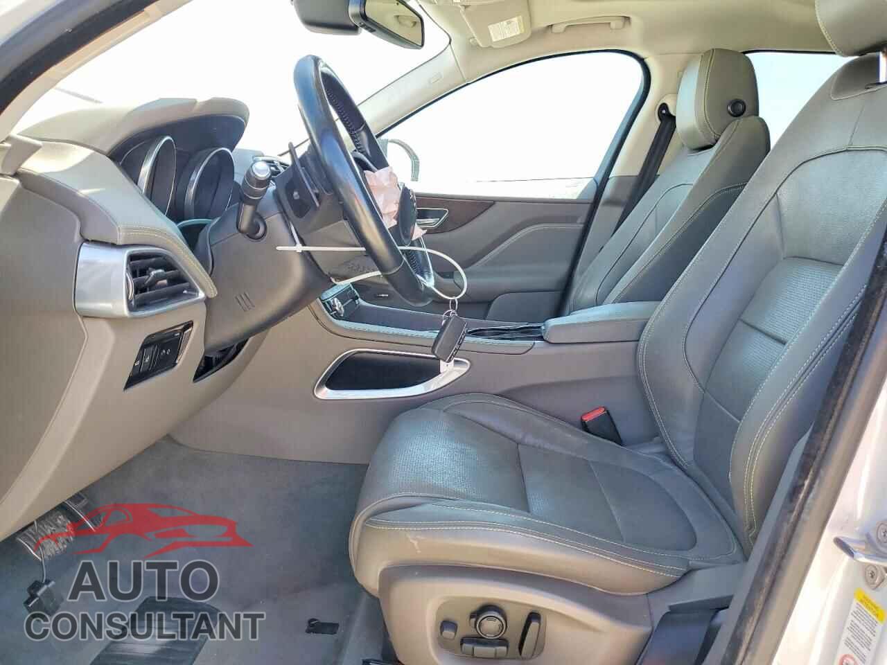 JAGUAR F-PACE 2017 - SADCL2BV6HA062151