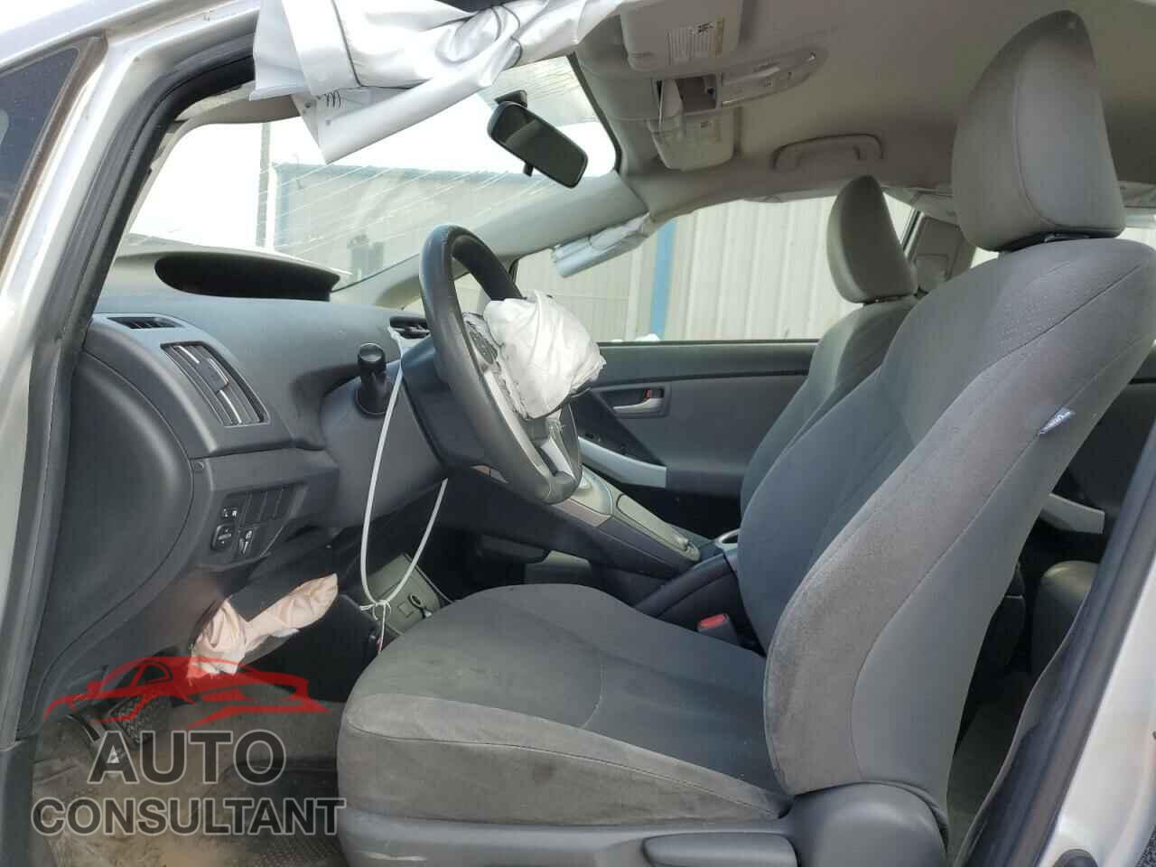 TOYOTA PRIUS 2015 - JTDKN3DU2F0451688