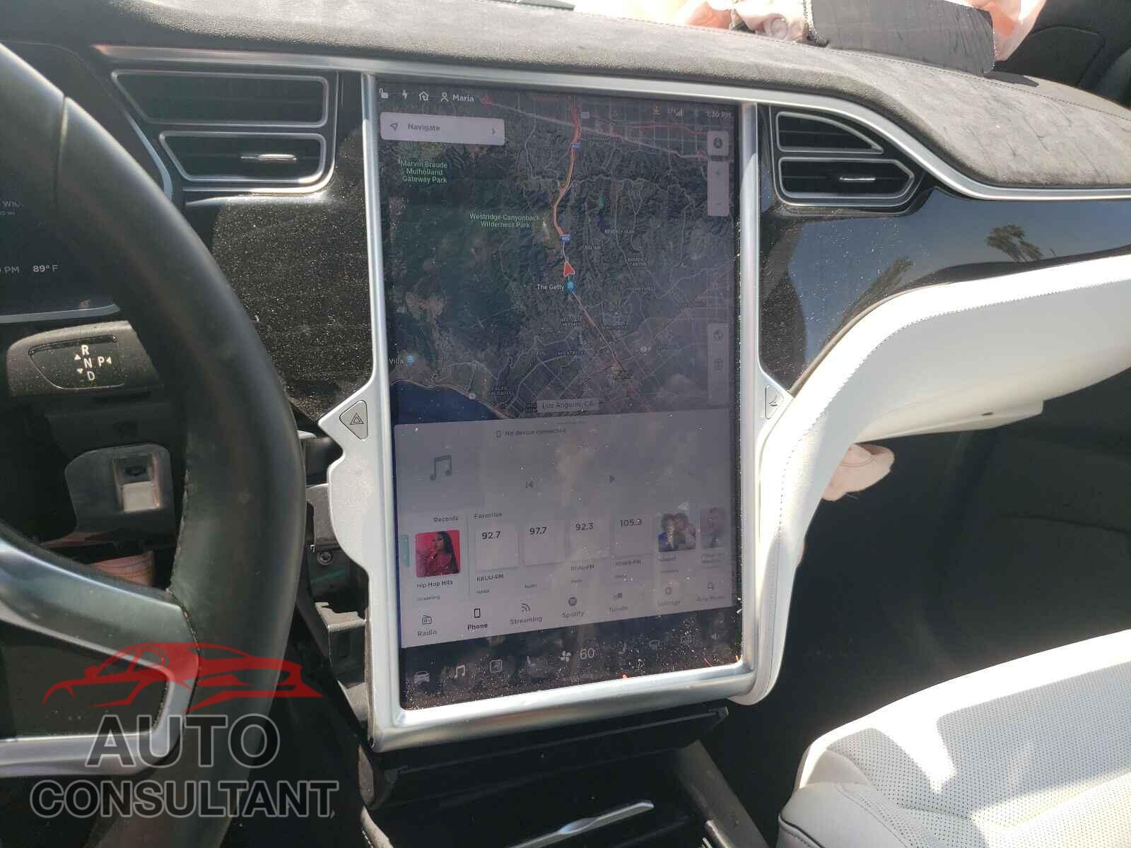 TESLA MODEL X 2016 - 5YJXCBE24GF007976