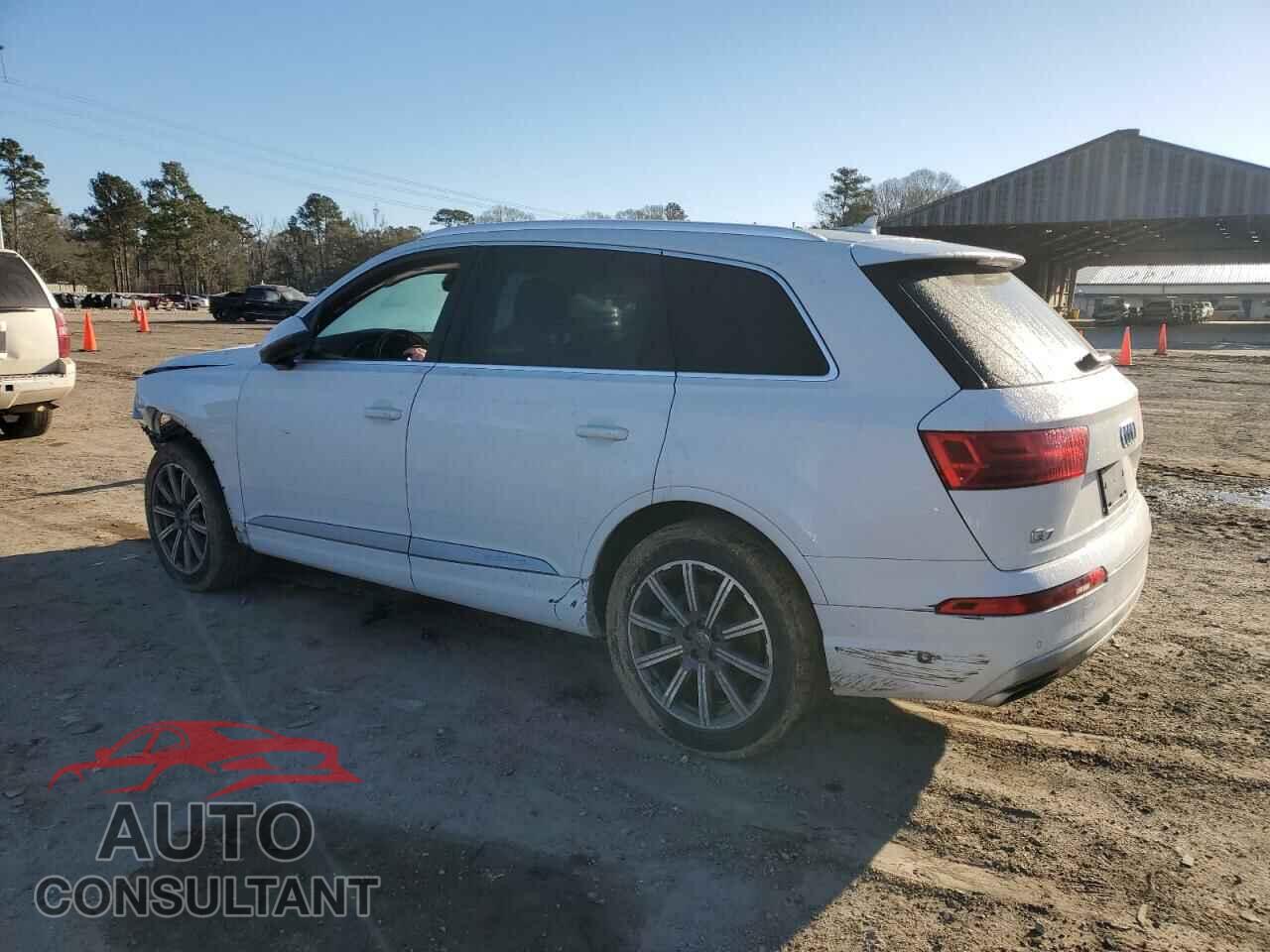 AUDI Q7 2017 - WA1LAAF70HD016461