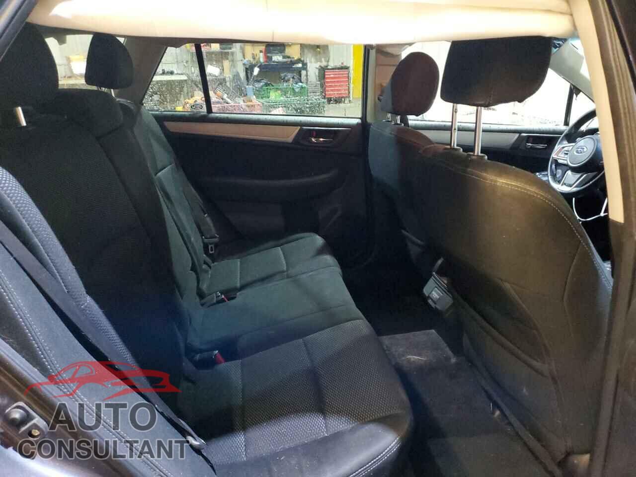 SUBARU OUTBACK 2018 - 4S4BSACC6J3336312