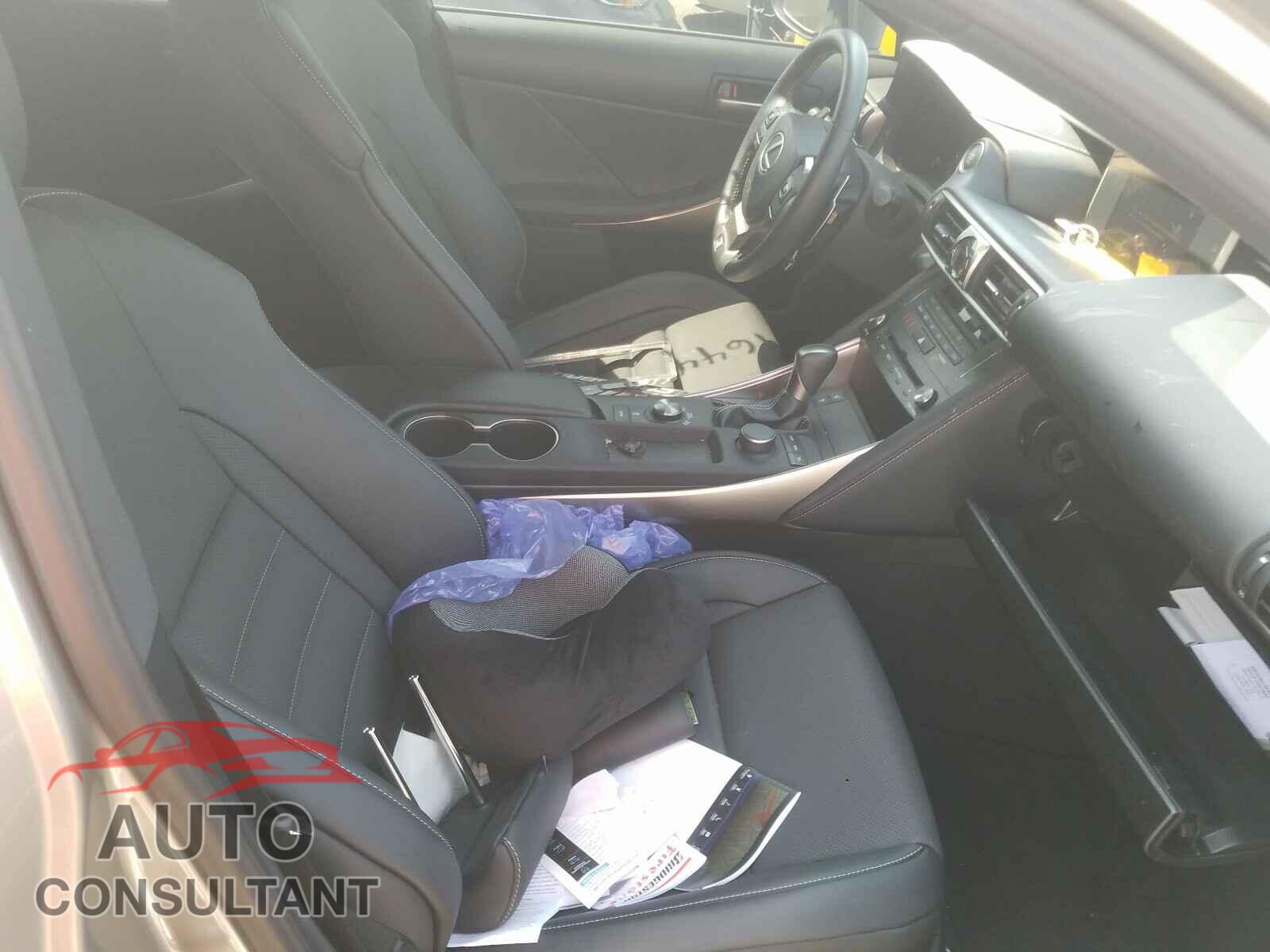 LEXUS IS 2019 - JTHBA1D23K5094192