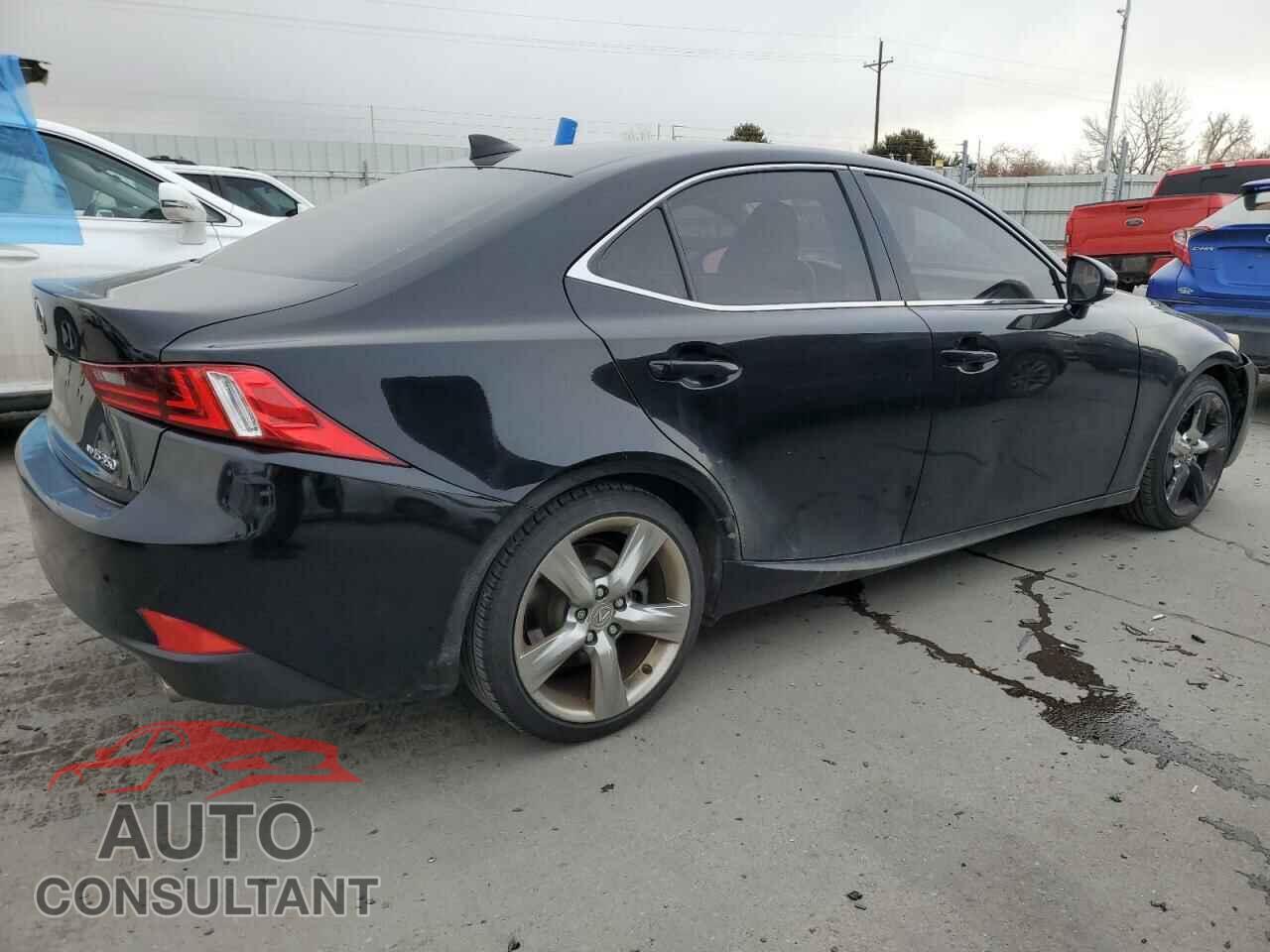 LEXUS IS 2014 - JTHCE1D26E5000531