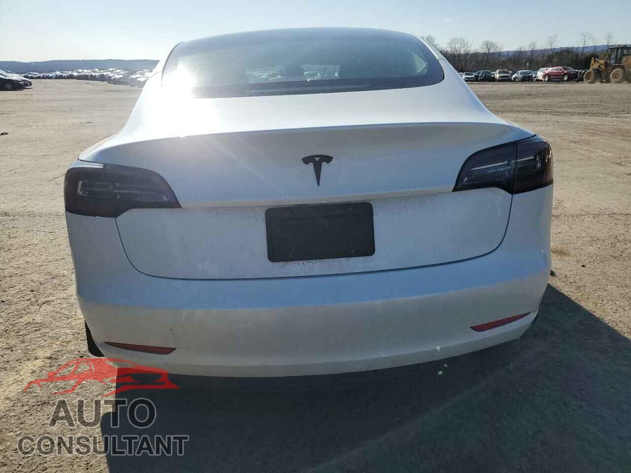 TESLA MODEL 3 2023 - 5YJ3E1EA3PF409384