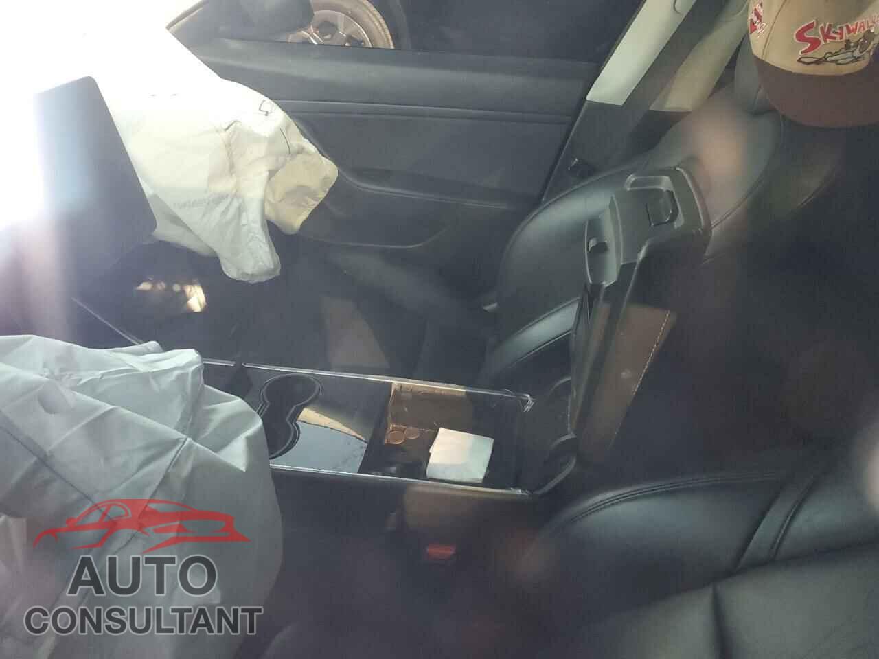 TESLA MODEL 3 2020 - 5YJ3E1EA7LF792935
