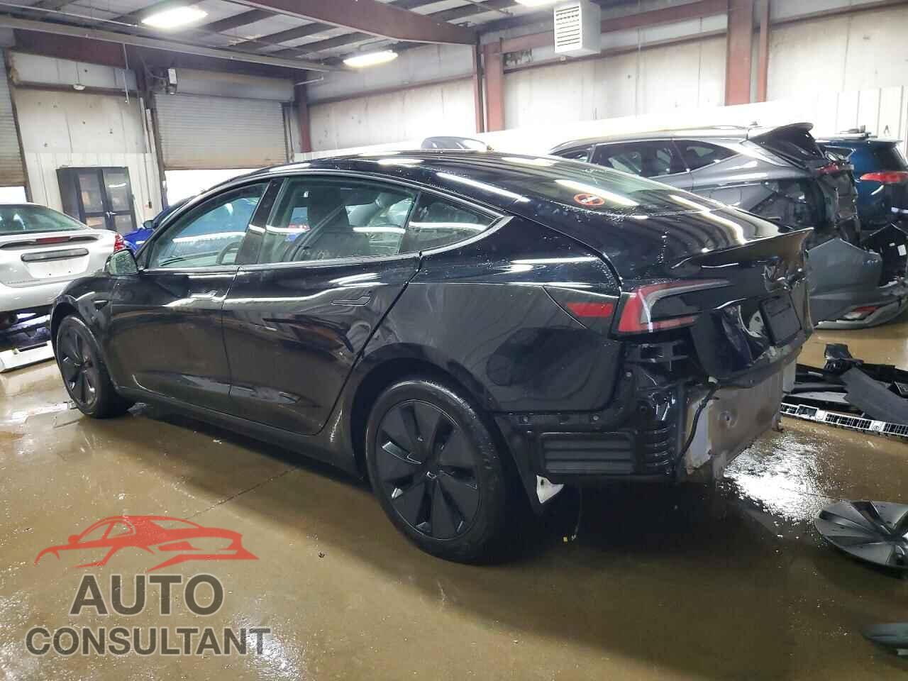 TESLA MODEL 3 2024 - 5YJ3E1EA0RF725067