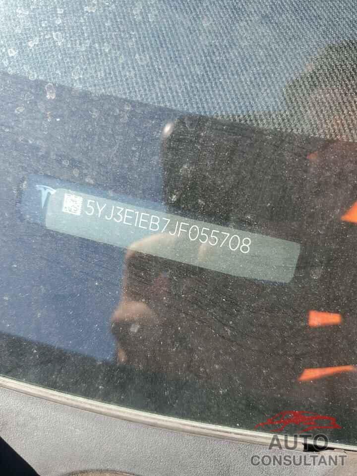 TESLA MODEL 3 2018 - 5YJ3E1EB7JF055708