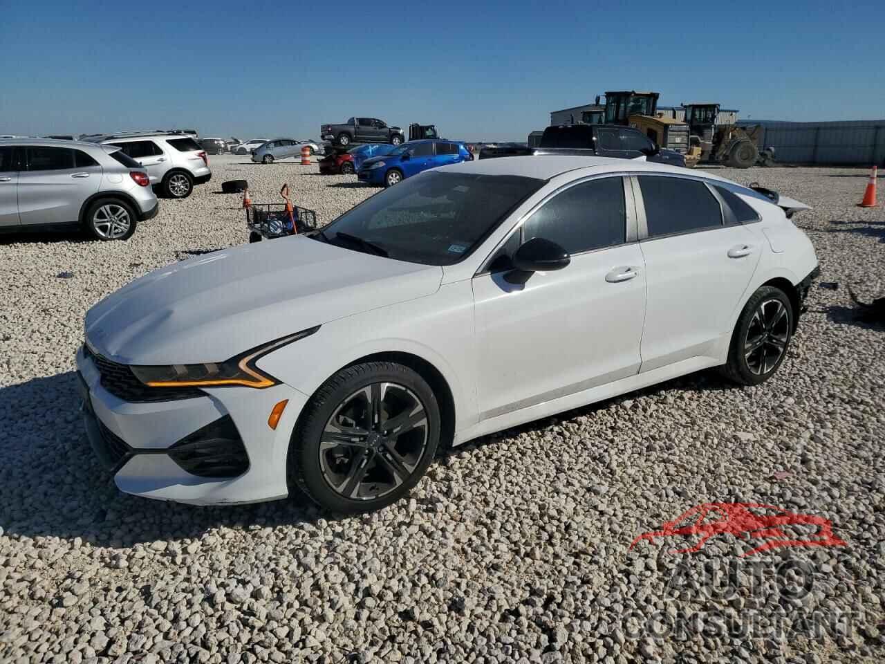 KIA K5 2023 - 5XXG64J25PG183246