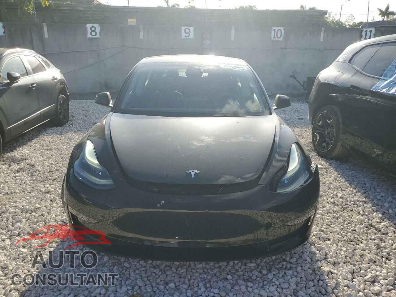 TESLA MODEL 3 2022 - 5YJ3E1EA7NF330801