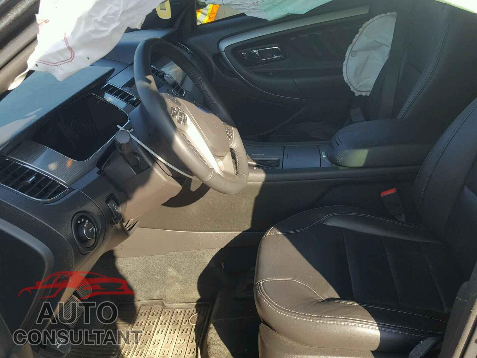 FORD TAURUS 2016 - 1FAHP2E80GG144132