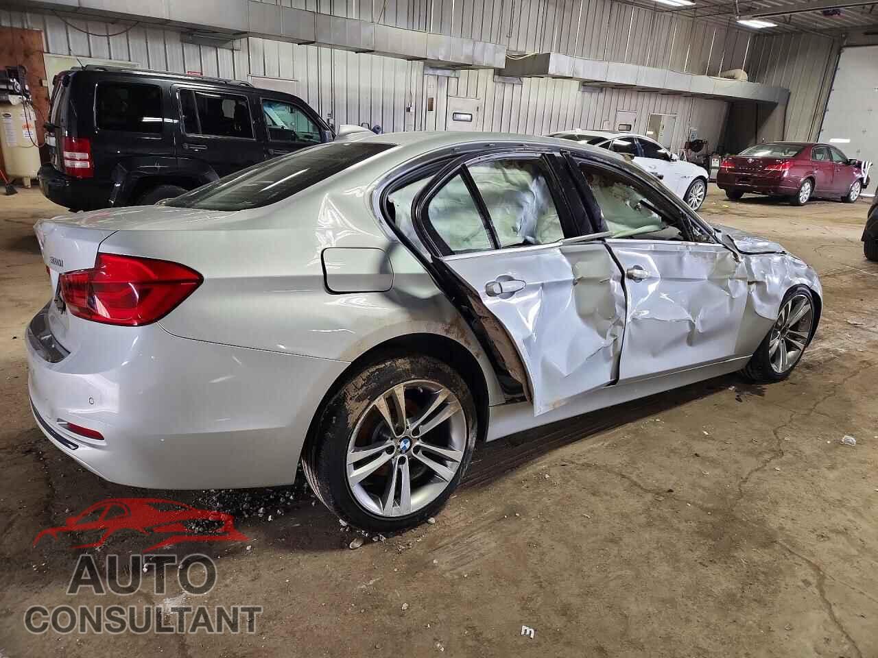 BMW 3 SERIES 2017 - WBA8D9C33HA011191