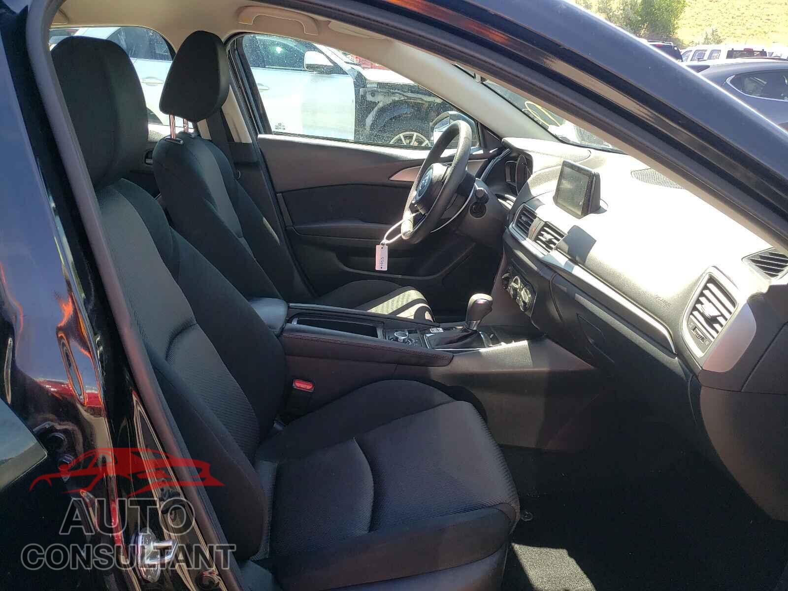 MAZDA 3 2017 - 3MZBN1K75HM113782