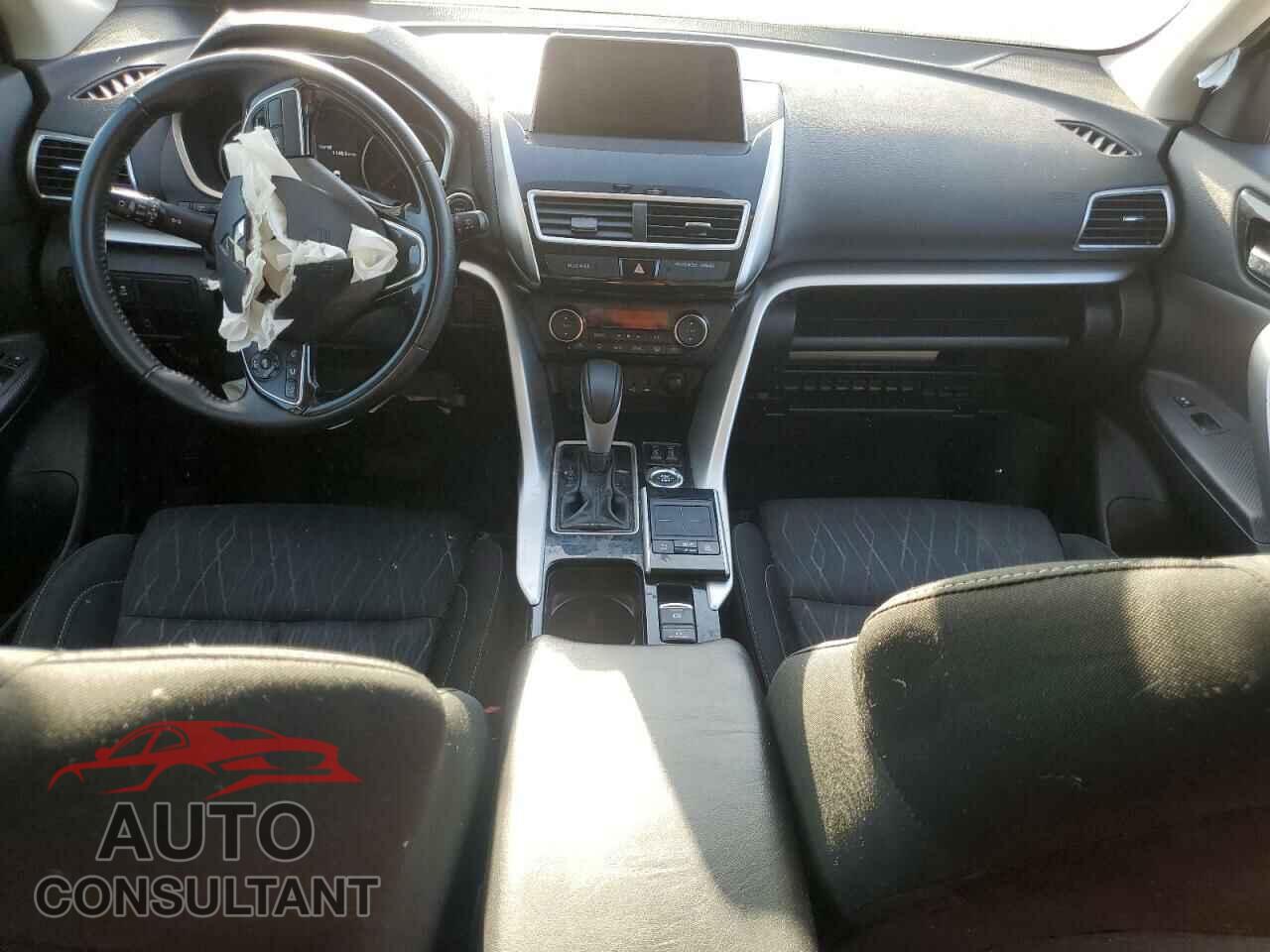 MITSUBISHI ECLIPSE 2018 - JA4AT5AA8JZ057604