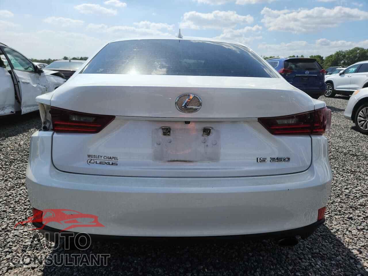 LEXUS IS 2014 - JTHBF1D2XE5022556