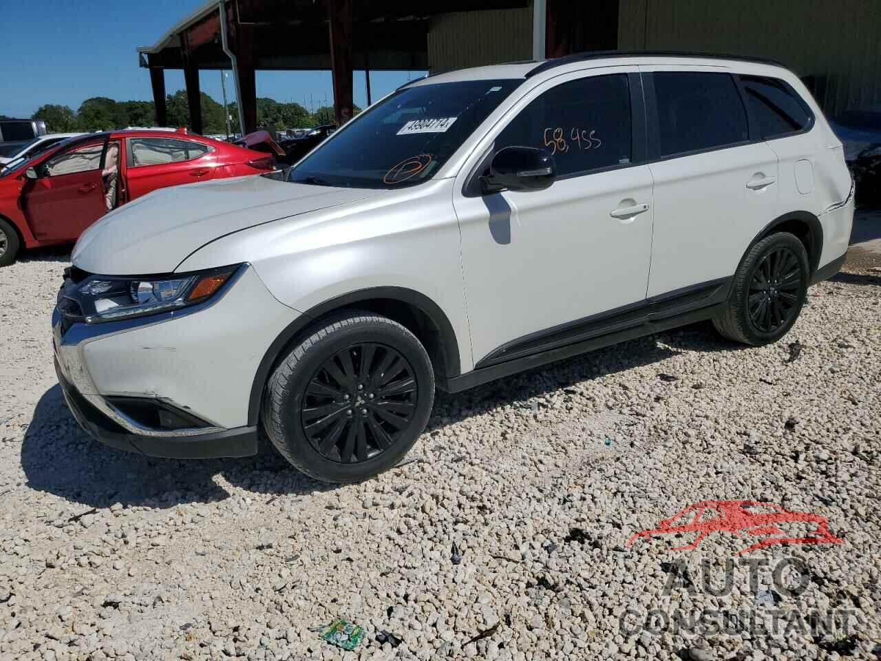MITSUBISHI OUTLANDER 2020 - JA4AD3A32LZ046751