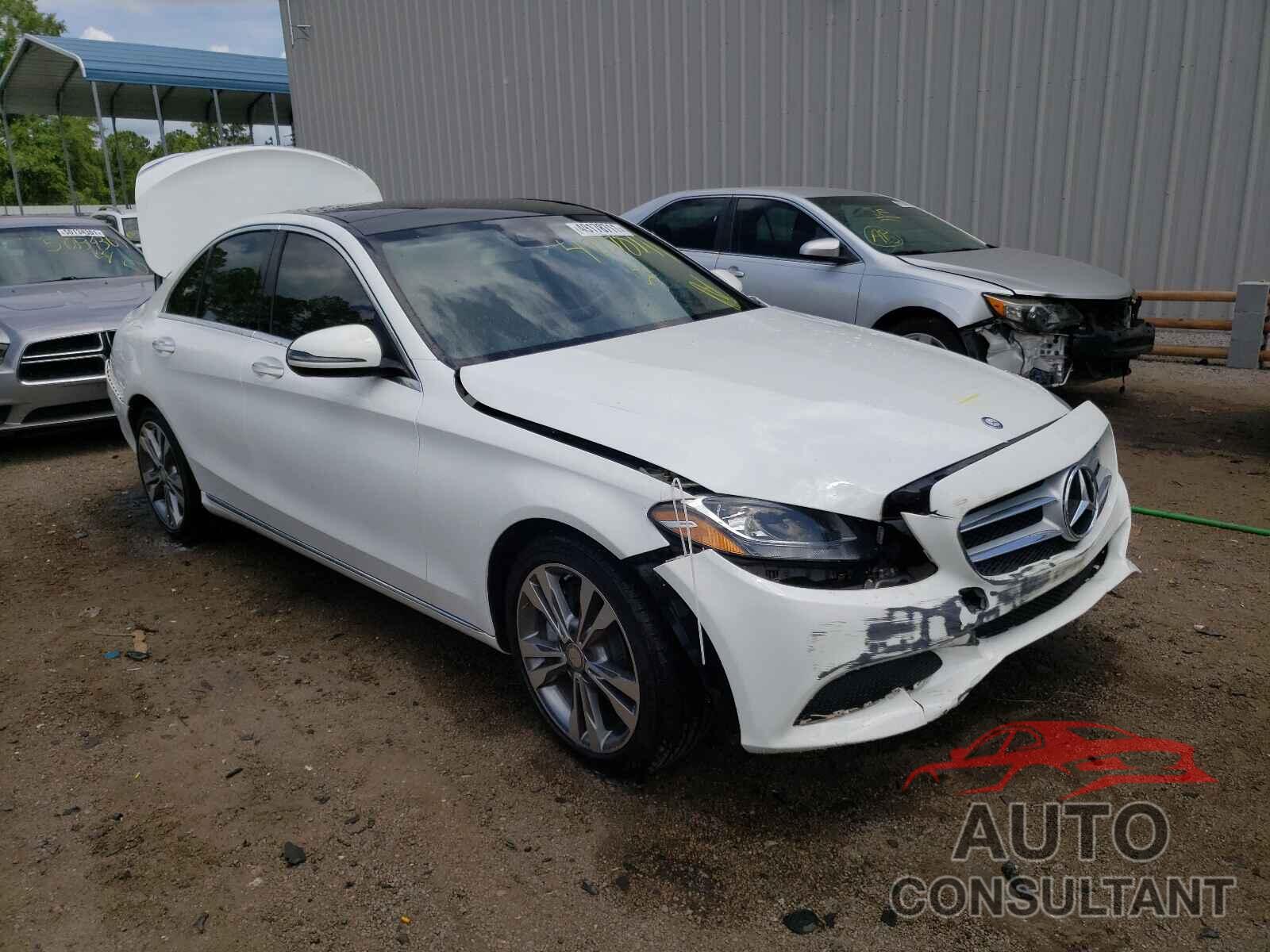 MERCEDES-BENZ C-CLASS 2016 - 55SWF4JB8GU118114