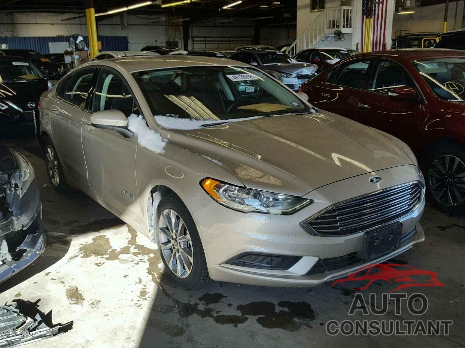 FORD FUSION 2017 - 3FA6P0LU4HR384841