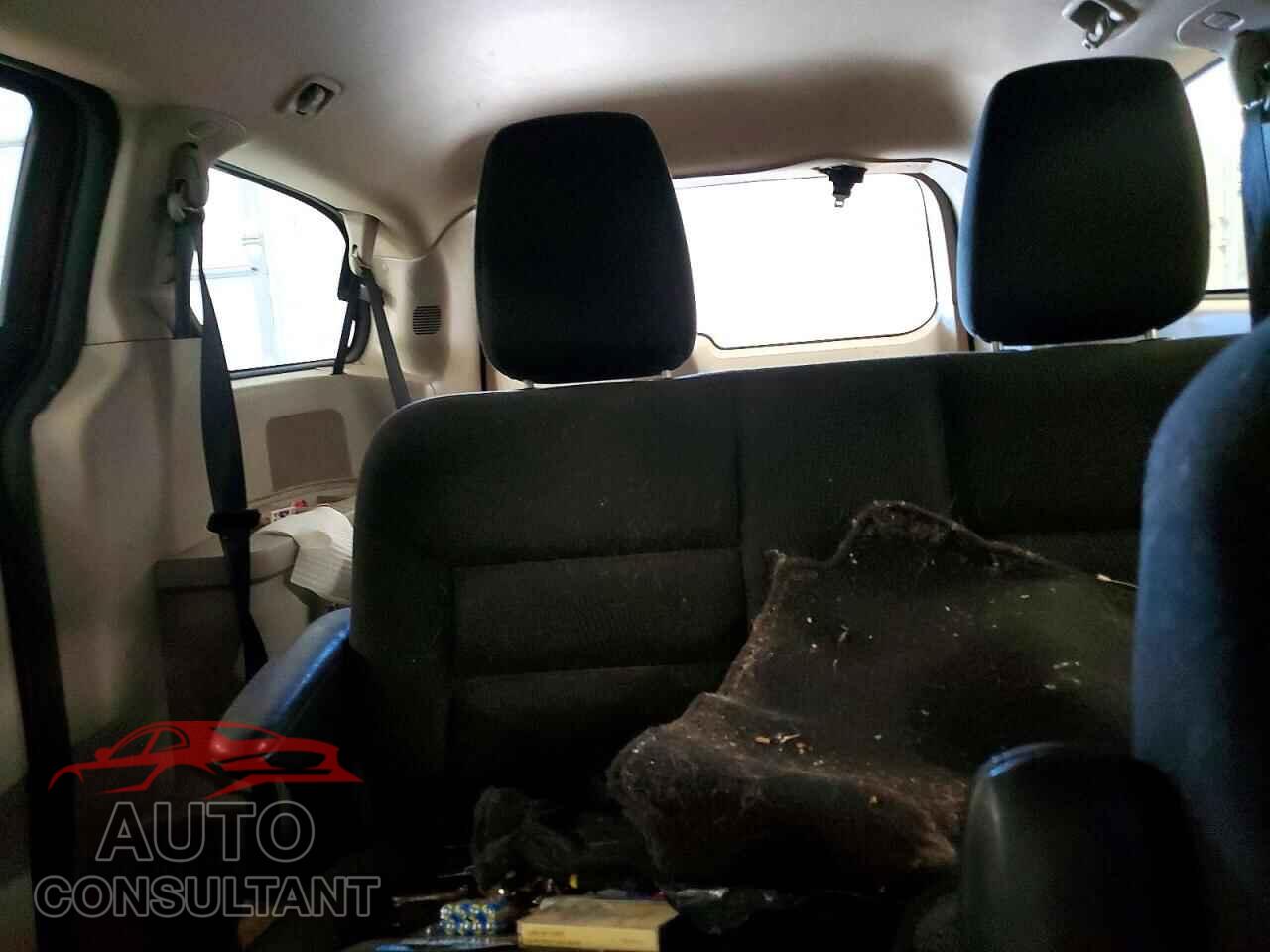 DODGE CARAVAN 2015 - 2C4RDGBG0FR607027