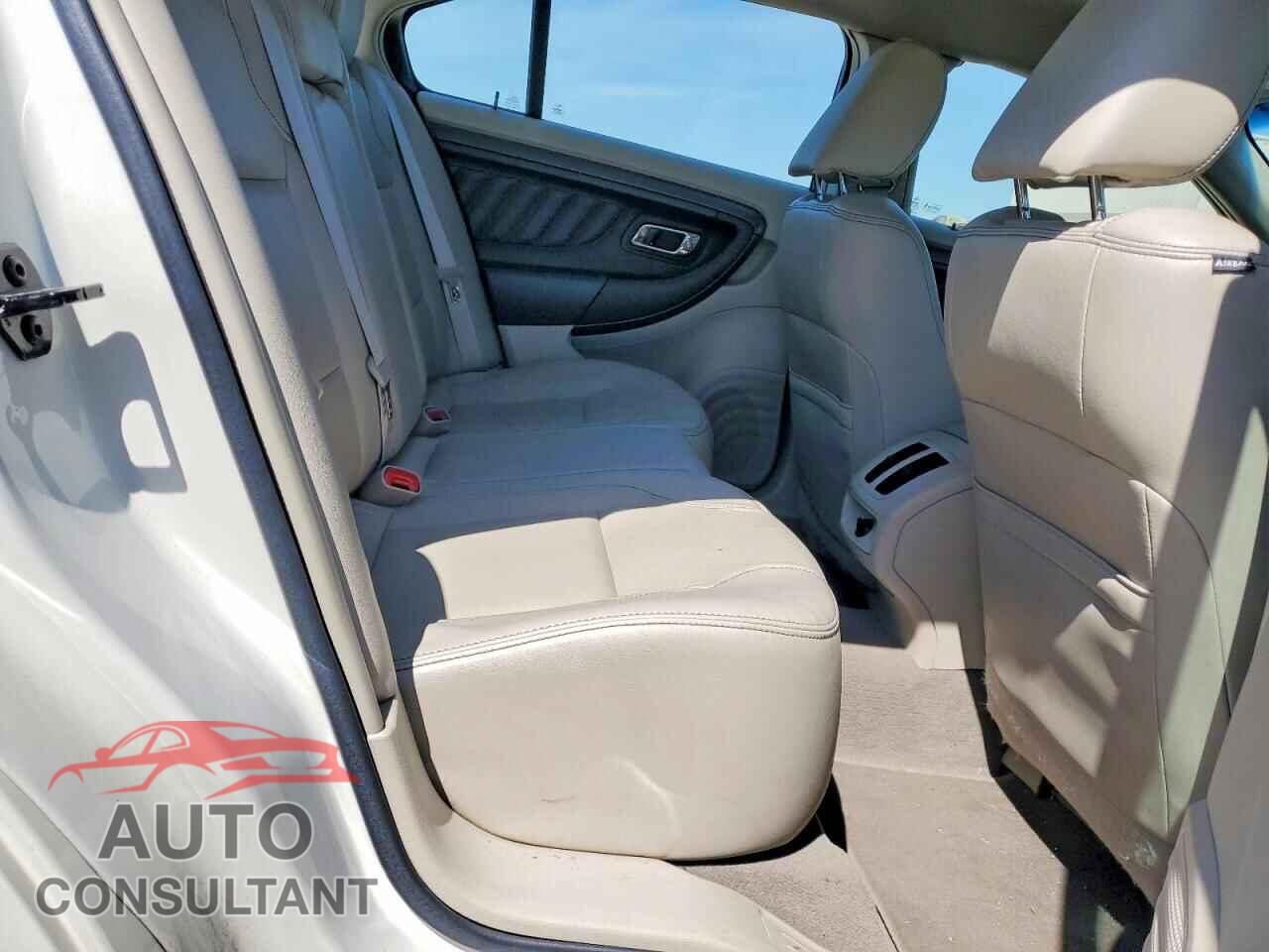 FORD TAURUS 2010 - 1FAHP2EW7AG106533