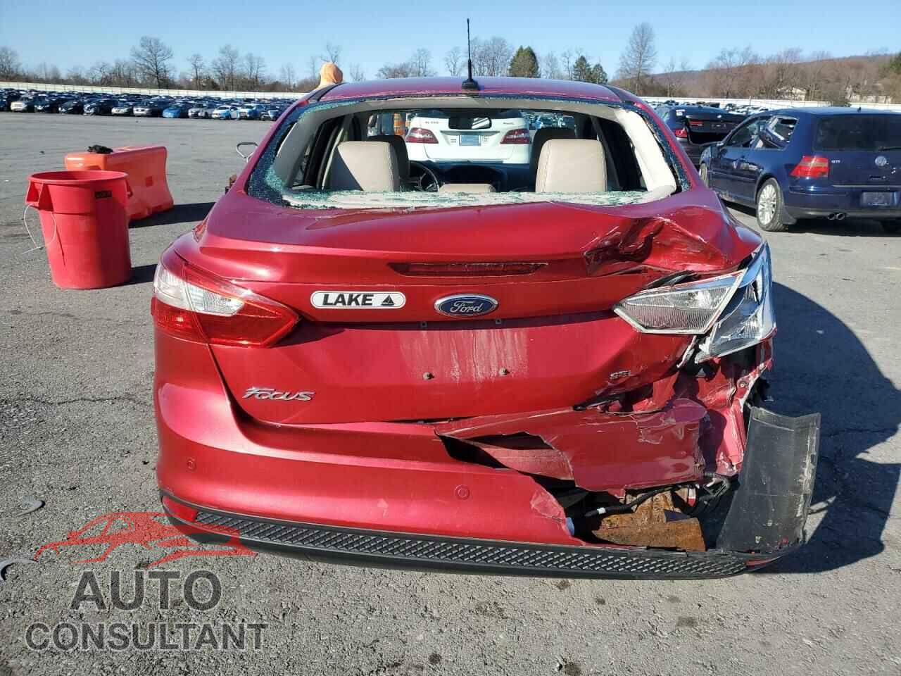FORD FOCUS 2012 - 1FAHP3H28CL209937