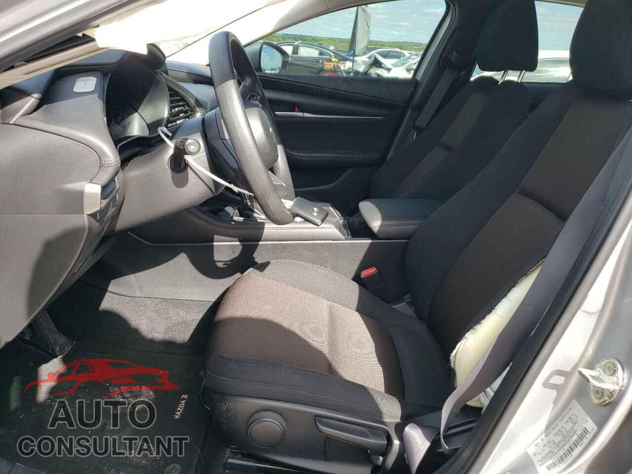 MAZDA 3 2021 - JM1BPAA72M1332897