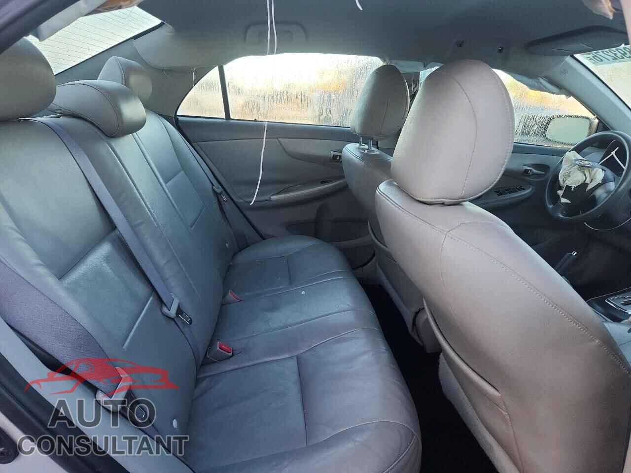 TOYOTA COROLLA 2010 - 1NXBU4EE4AZ179965