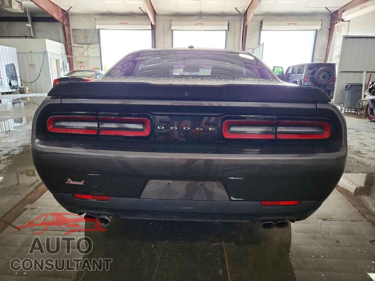 DODGE CHALLENGER 2018 - 2C3CDZAG2JH276652