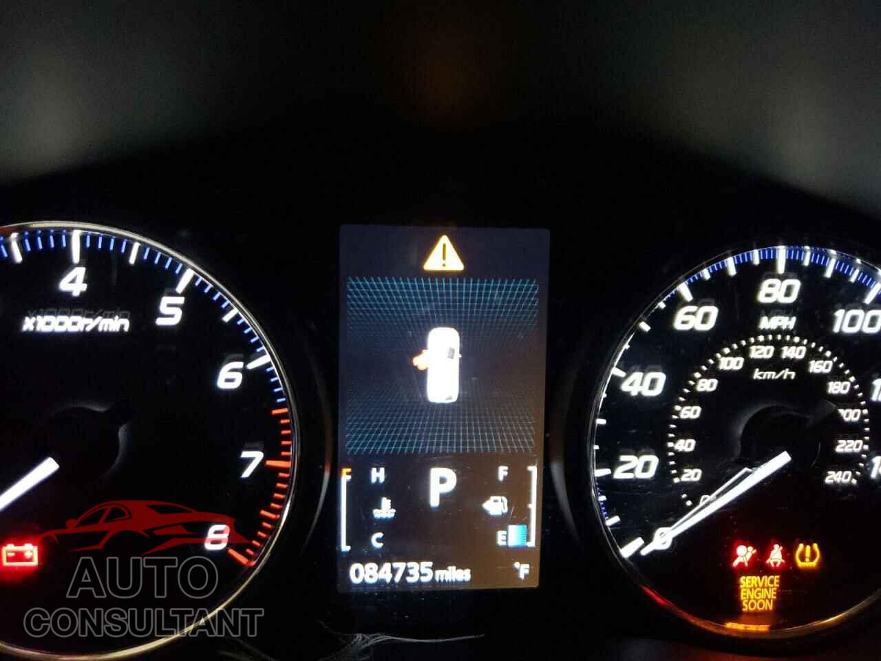 MITSUBISHI OUTLANDER 2018 - JA4AD3A32JZ032331