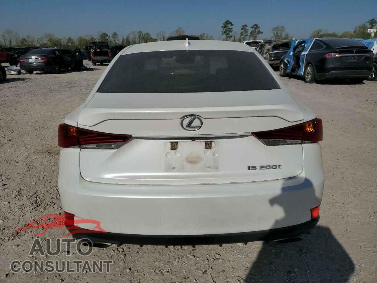 LEXUS IS 2017 - JTHBA1D23H5044112