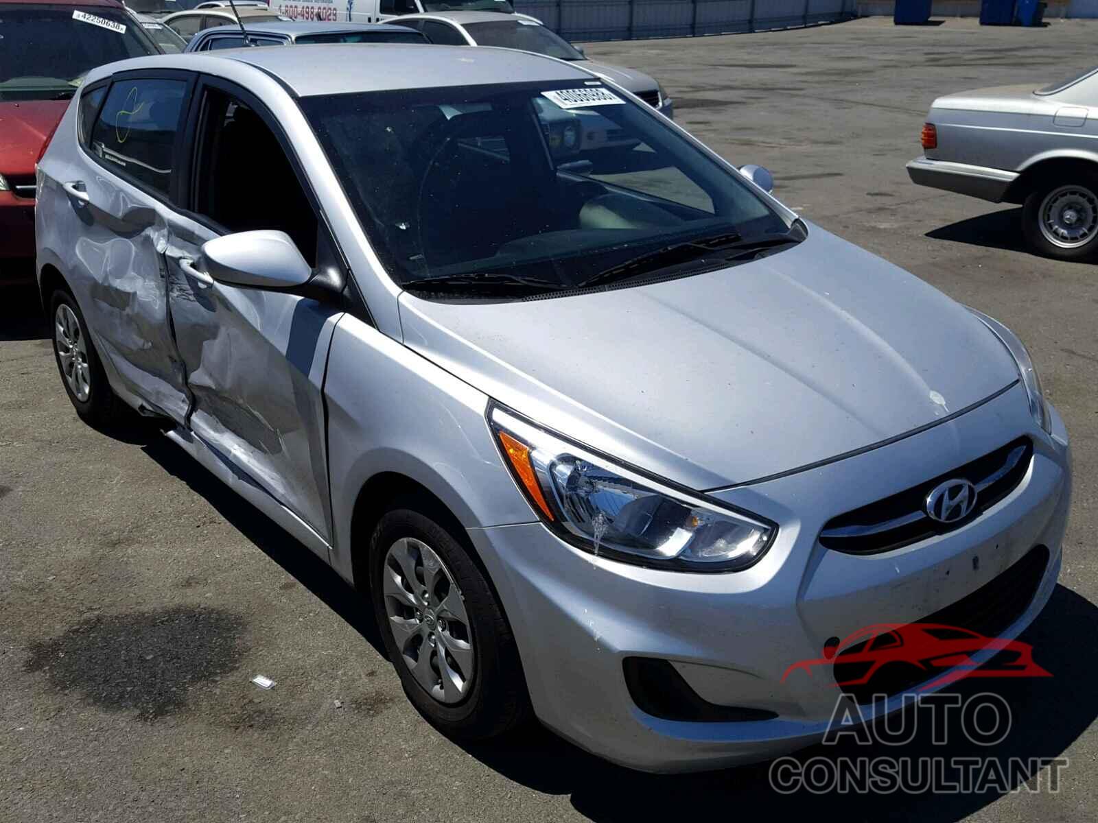 HYUNDAI ACCENT 2017 - KMHCT5AE7HU301618