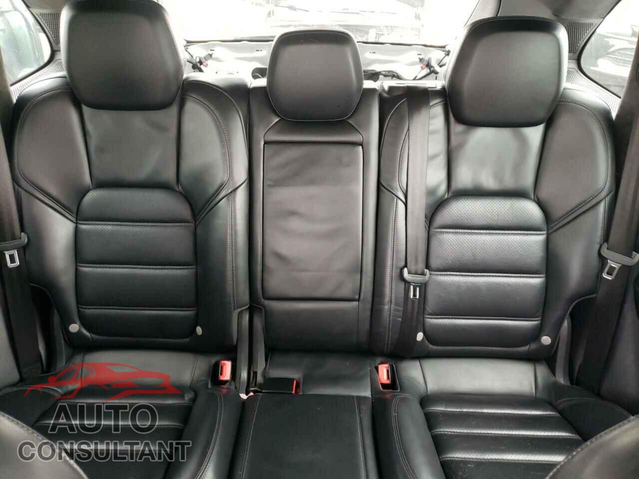 PORSCHE CAYENNE 2013 - WP1AC2A21DLA92102