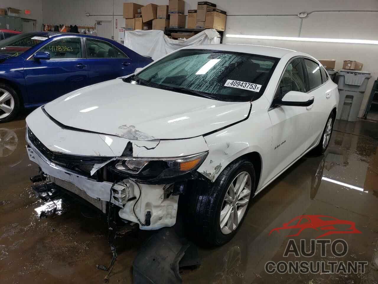 CHEVROLET MALIBU 2017 - 1G1ZE5ST2HF130750