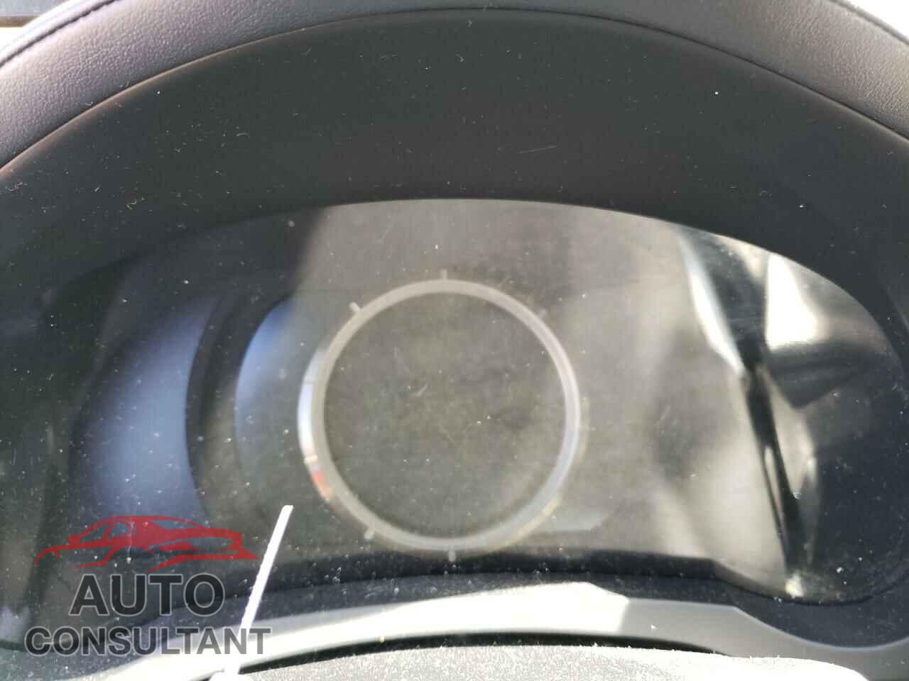 LEXUS IS 2015 - JTHBE1D22F5017968