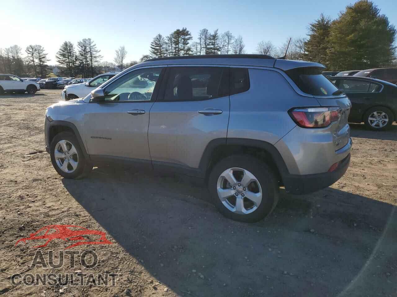 JEEP COMPASS 2018 - 3C4NJDBB3JT239930