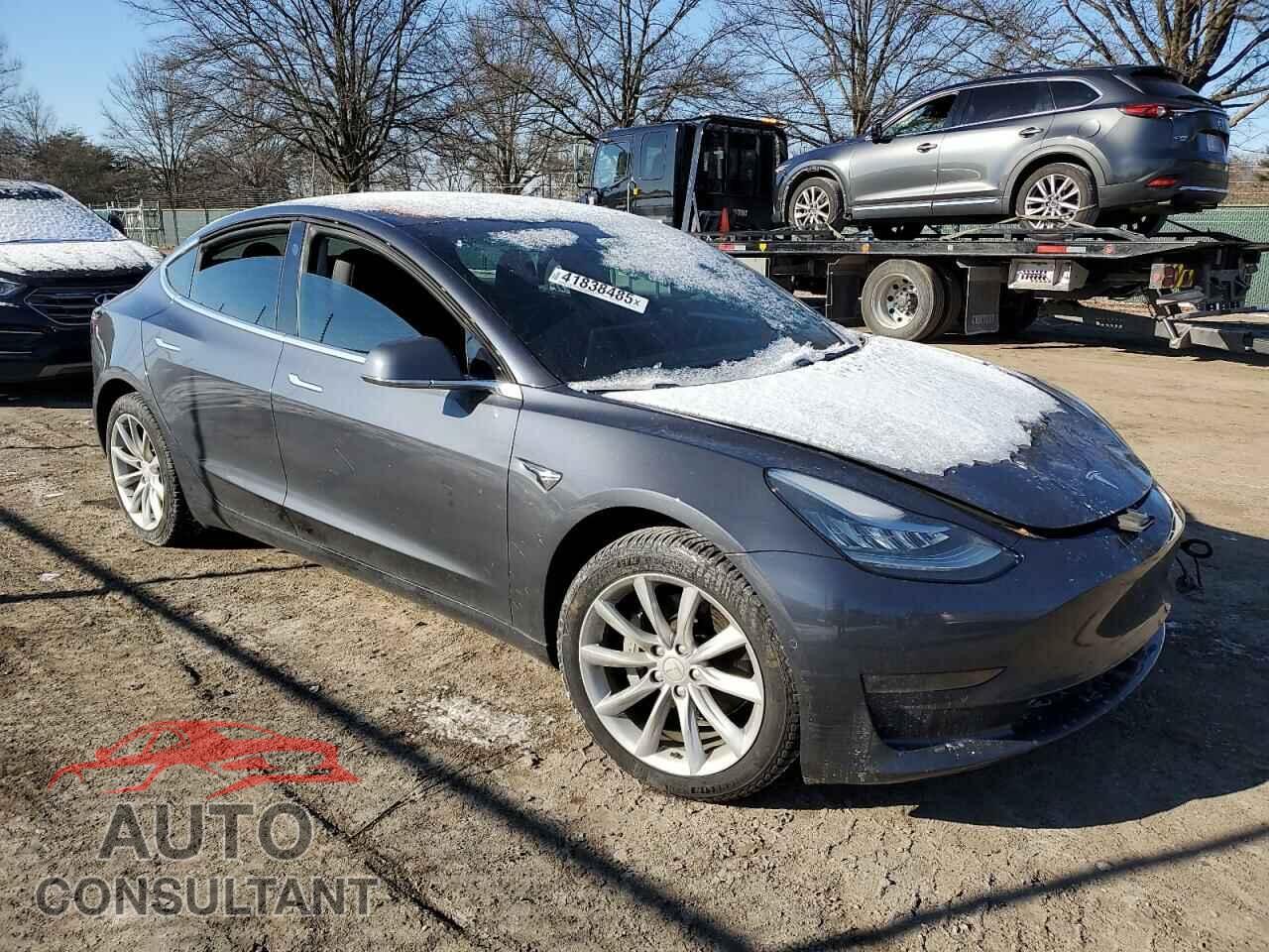 TESLA MODEL 3 2018 - 5YJ3E1EB9JF068704