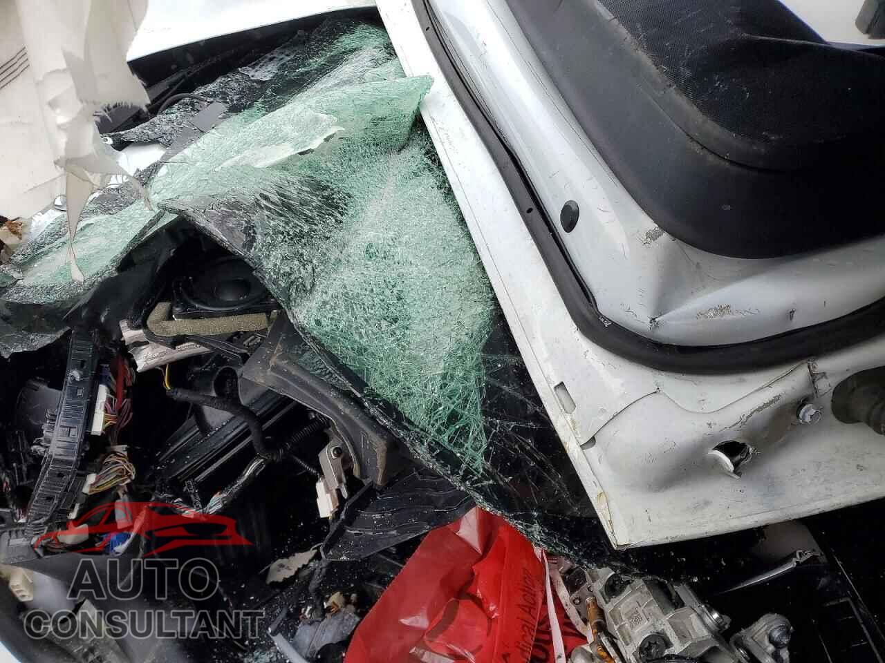 TESLA MODEL 3 2018 - 5YJ3E1EA4JF155935