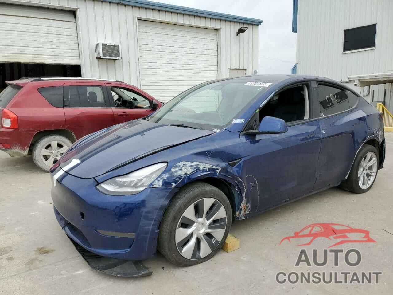 TESLA MODEL Y 2022 - 7SAYGDEE8NF481041