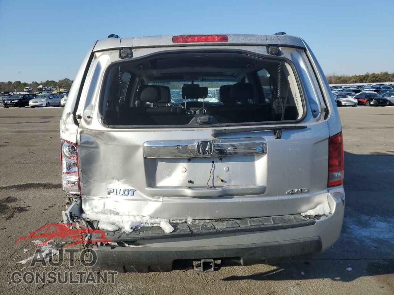 HONDA PILOT 2011 - 5FNYF4H52BB069155